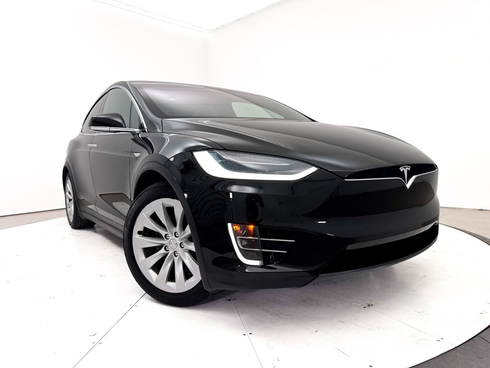 2019 Tesla Model X Long Range