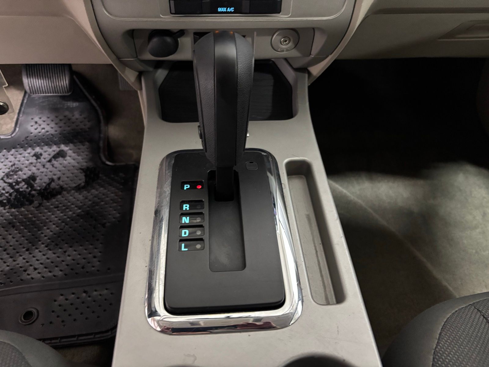 Used Car 2009 Ford Escape  Xlt For Sale Under $10,000 In Austin, Texas