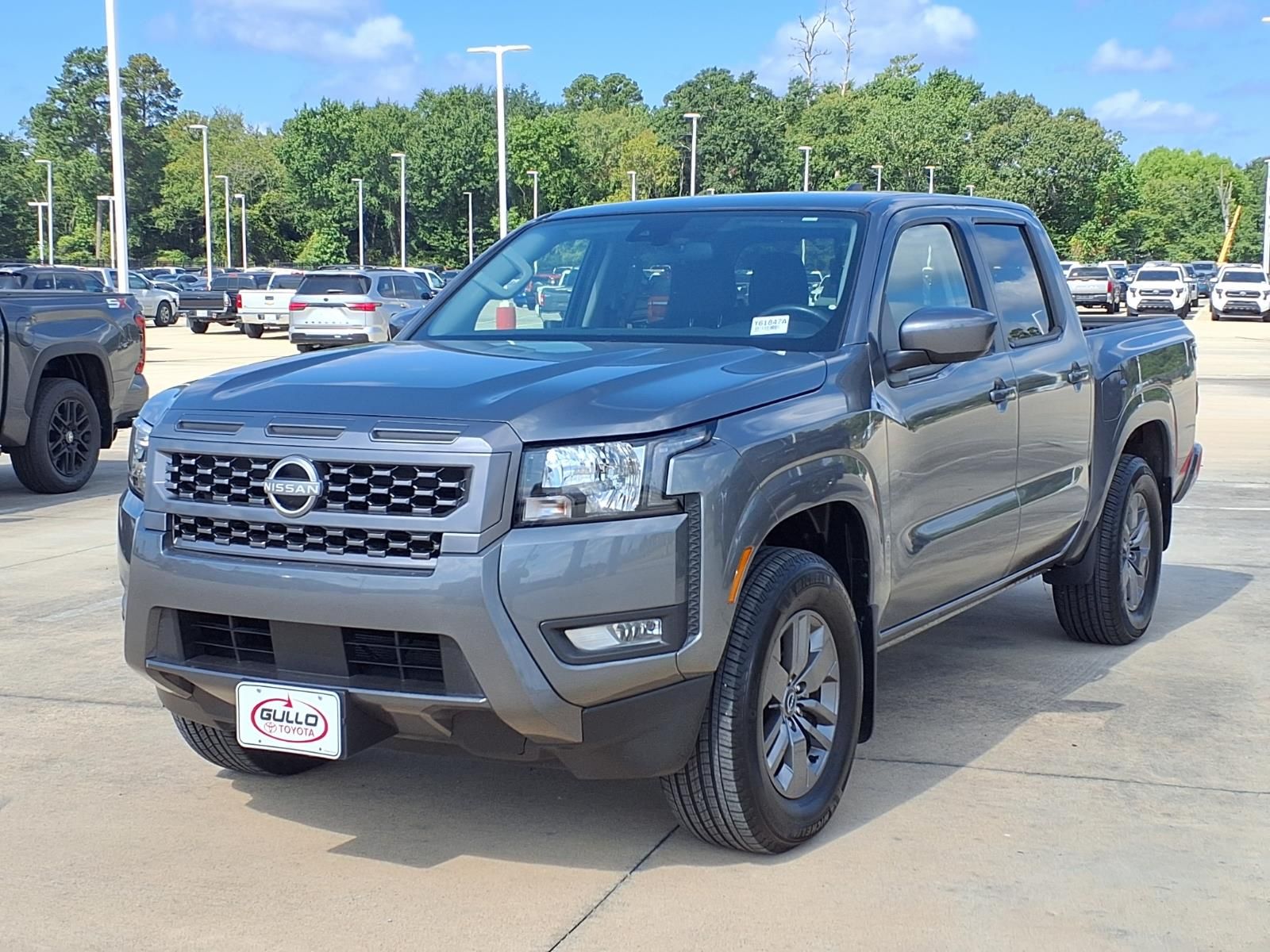 2025 Nissan Frontier SV - 2