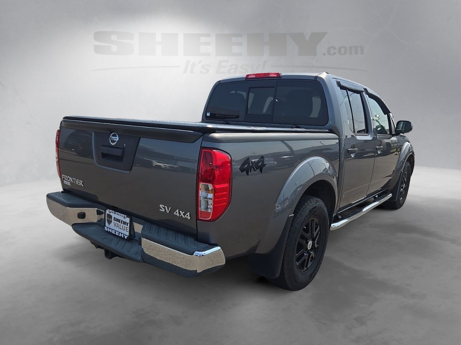 Used 2019 Gray Nissan SV image 11