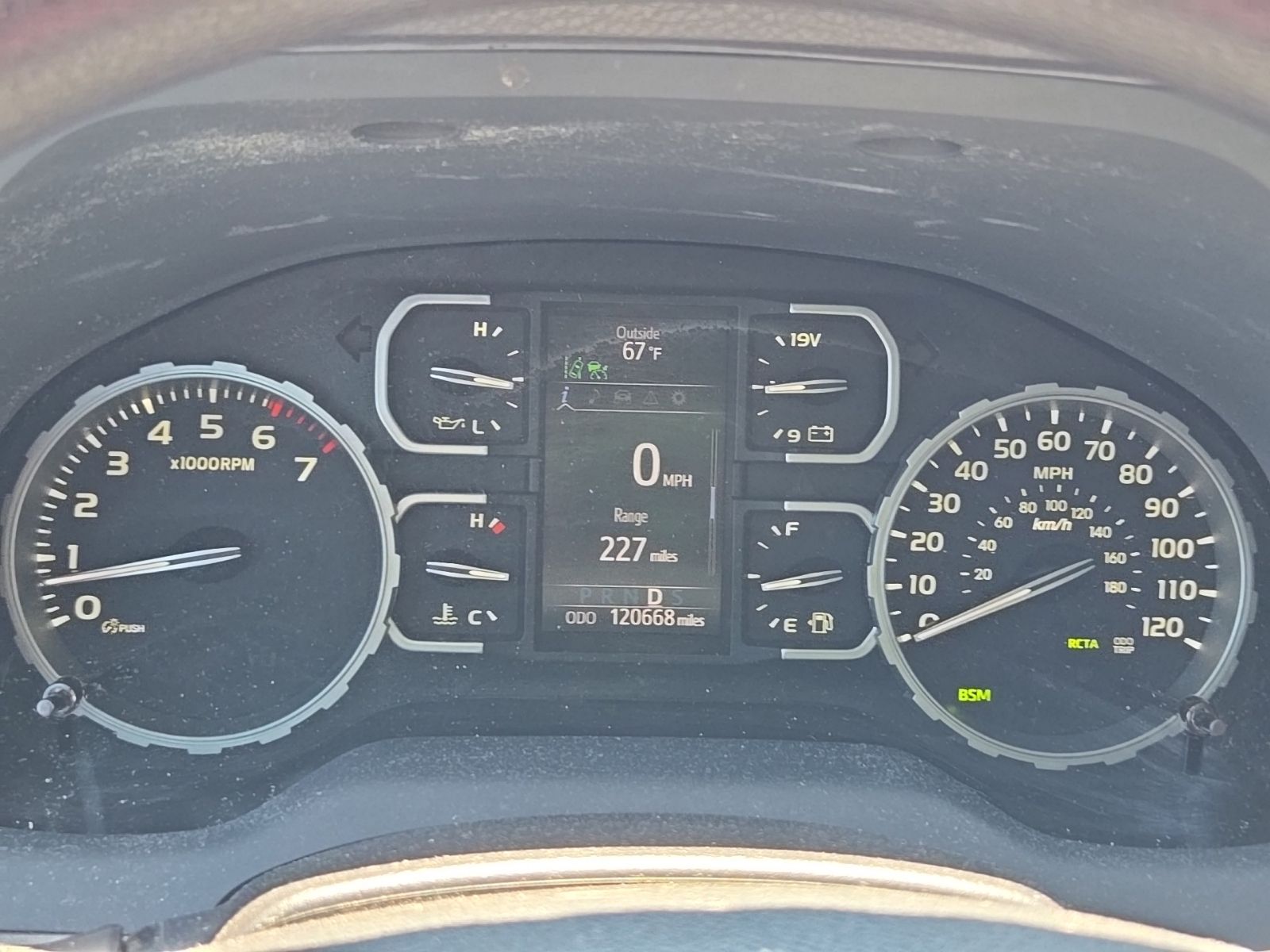 Used 2020 Gray Toyota SR5 image 6