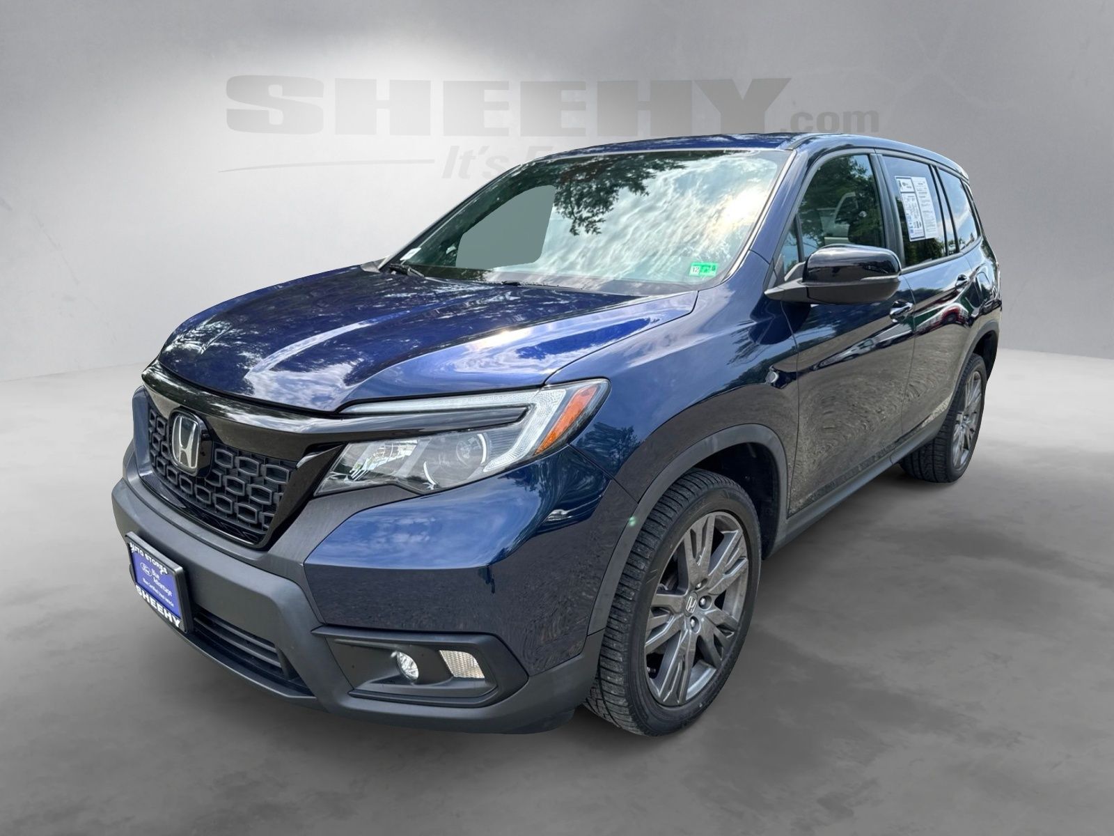 Used 2020 Obsidian Blue Pearl Honda EX-L image 16