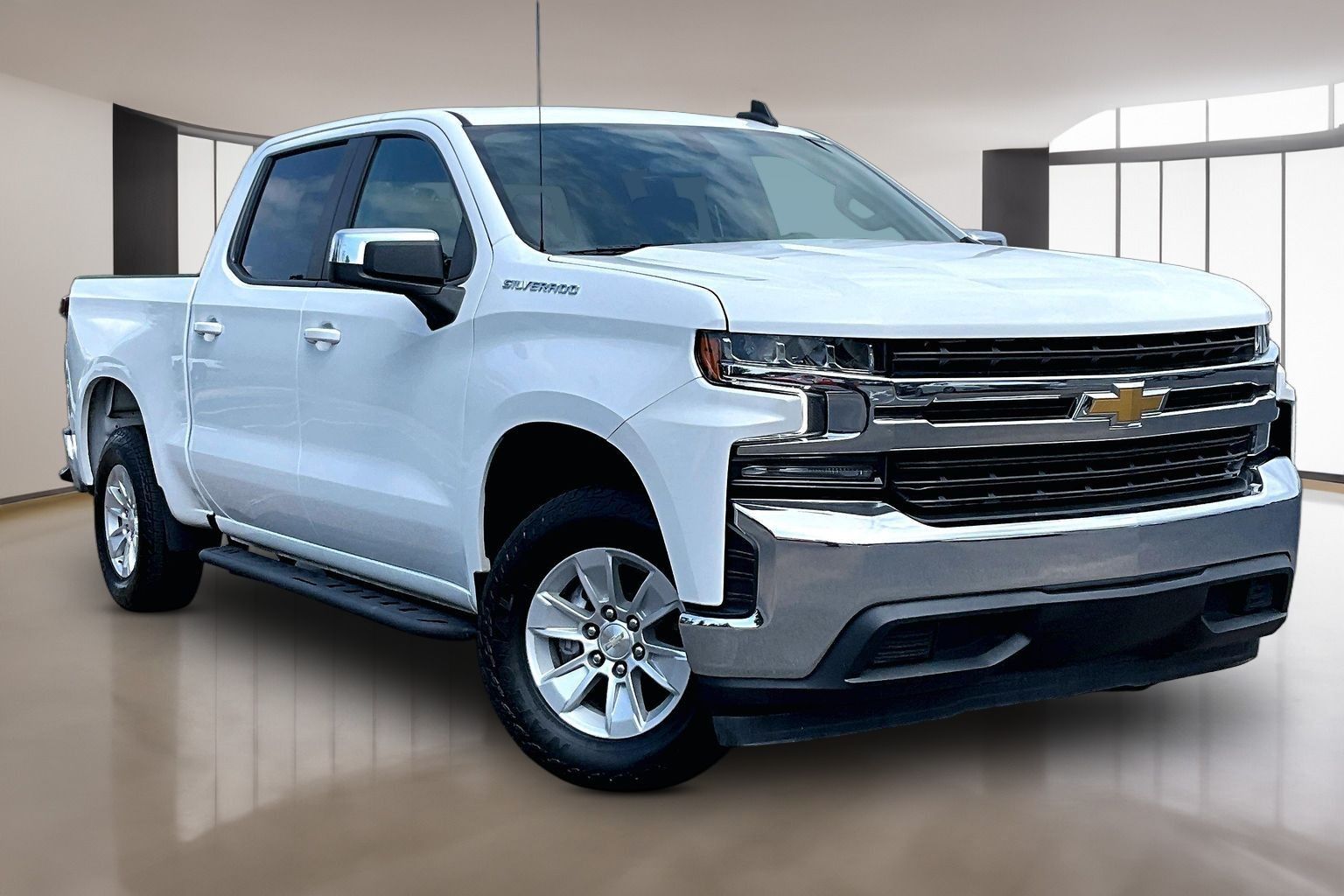 Summit White 2021 Chevrolet Silverado 1500 LT Crew Cab RWD Pickup Truck 4X2 8-Speed Automatic