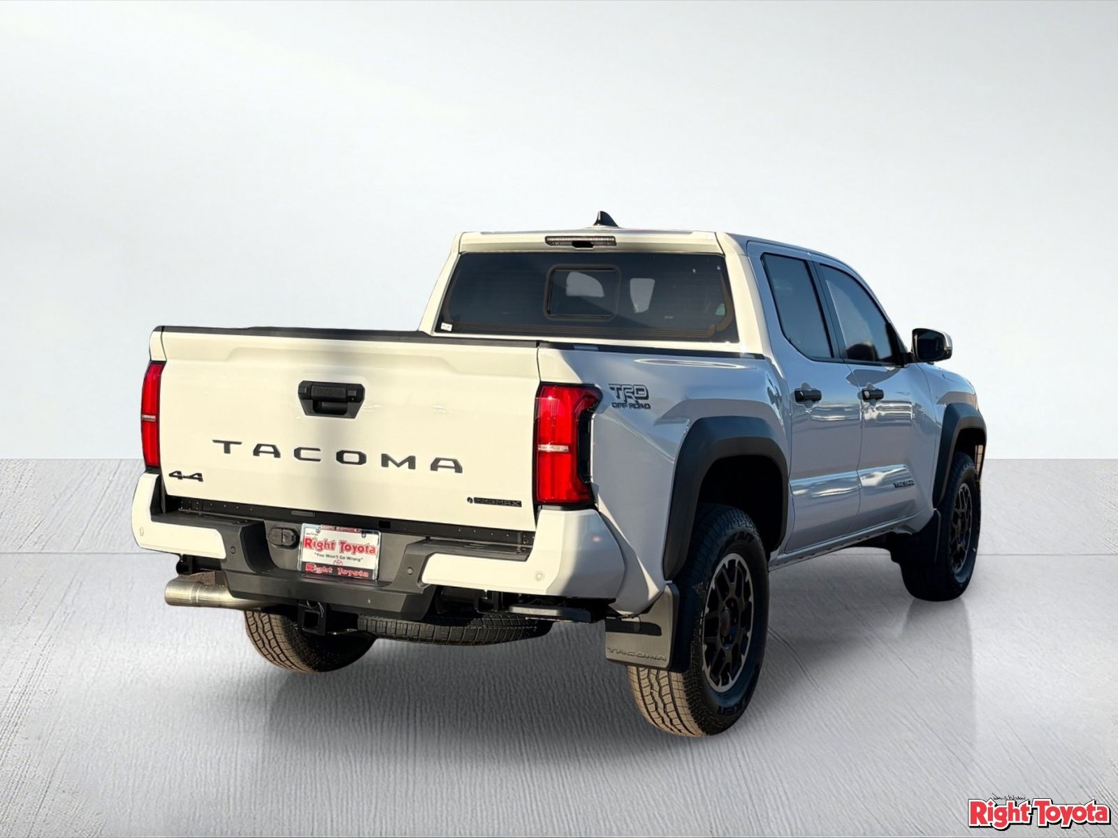 View vehicle photo 7