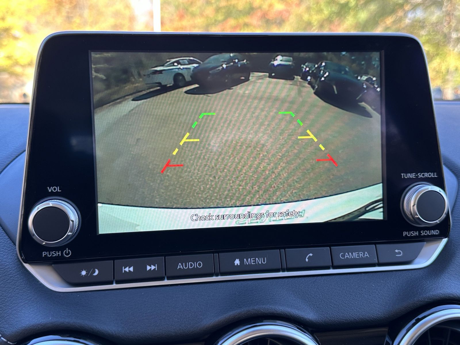 2025 Nissan Sentra SV photo 4