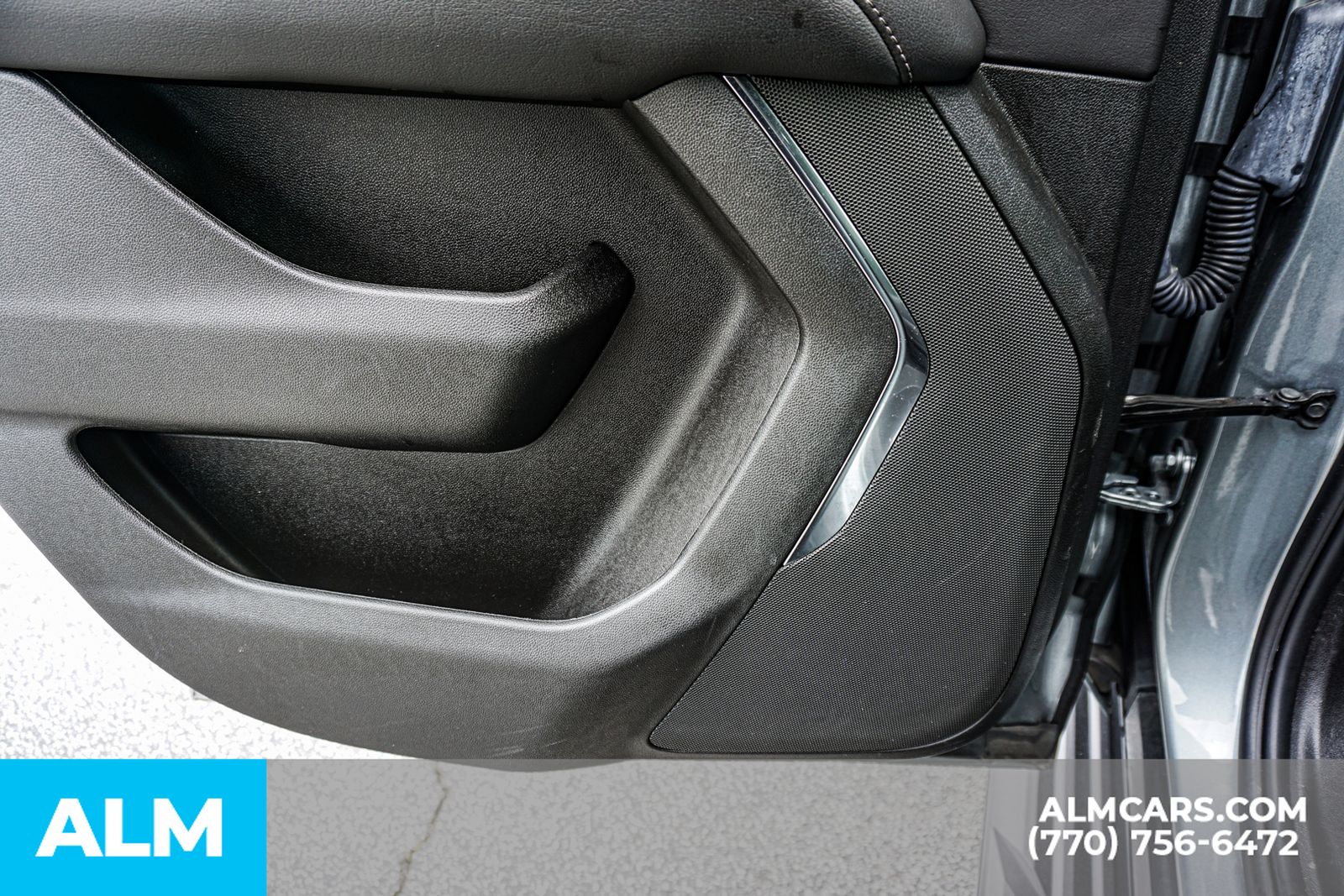 Used 2025 Gray Chevrolet LT image 59