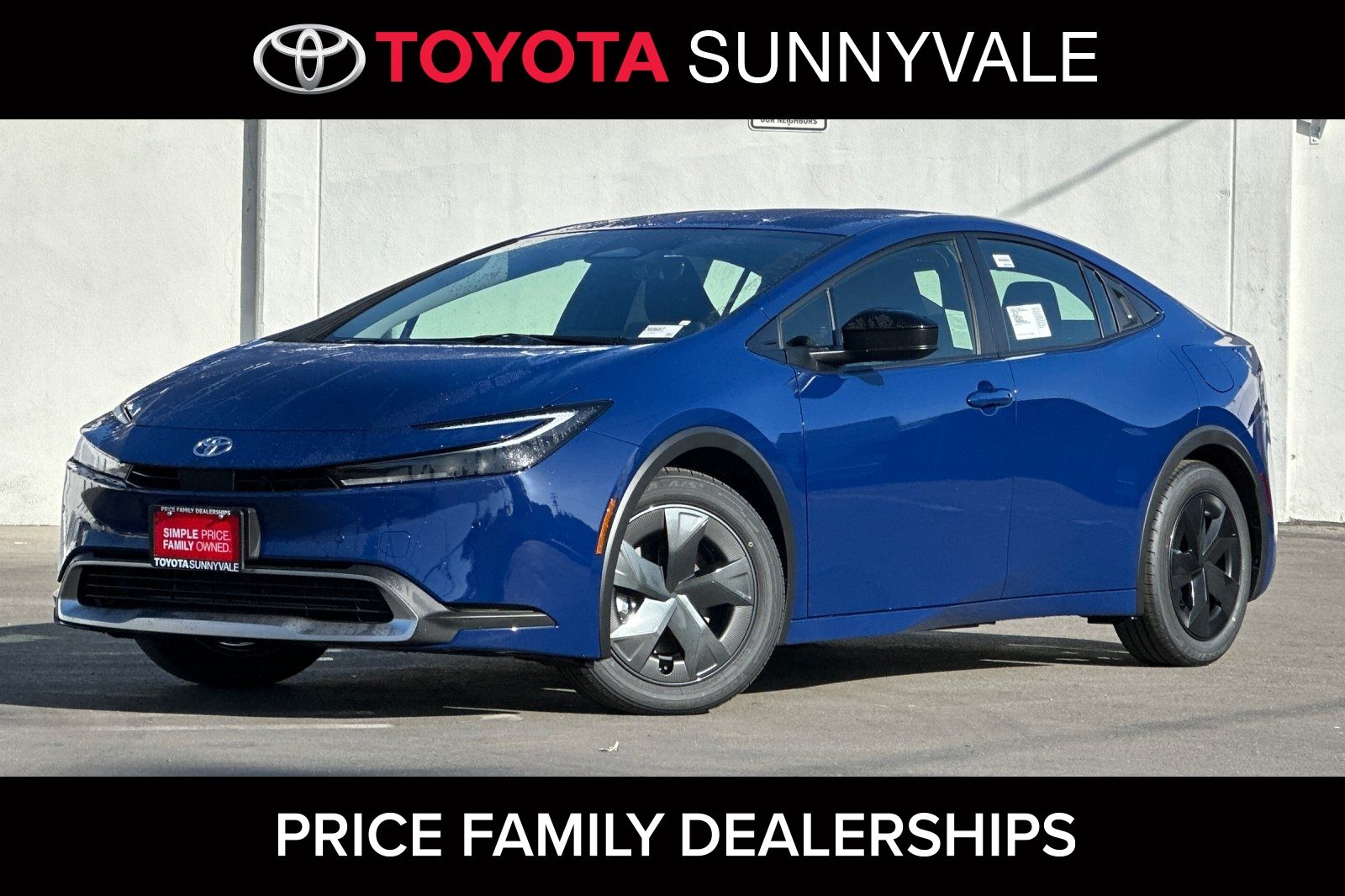 2026 Toyota Prius SE's photo