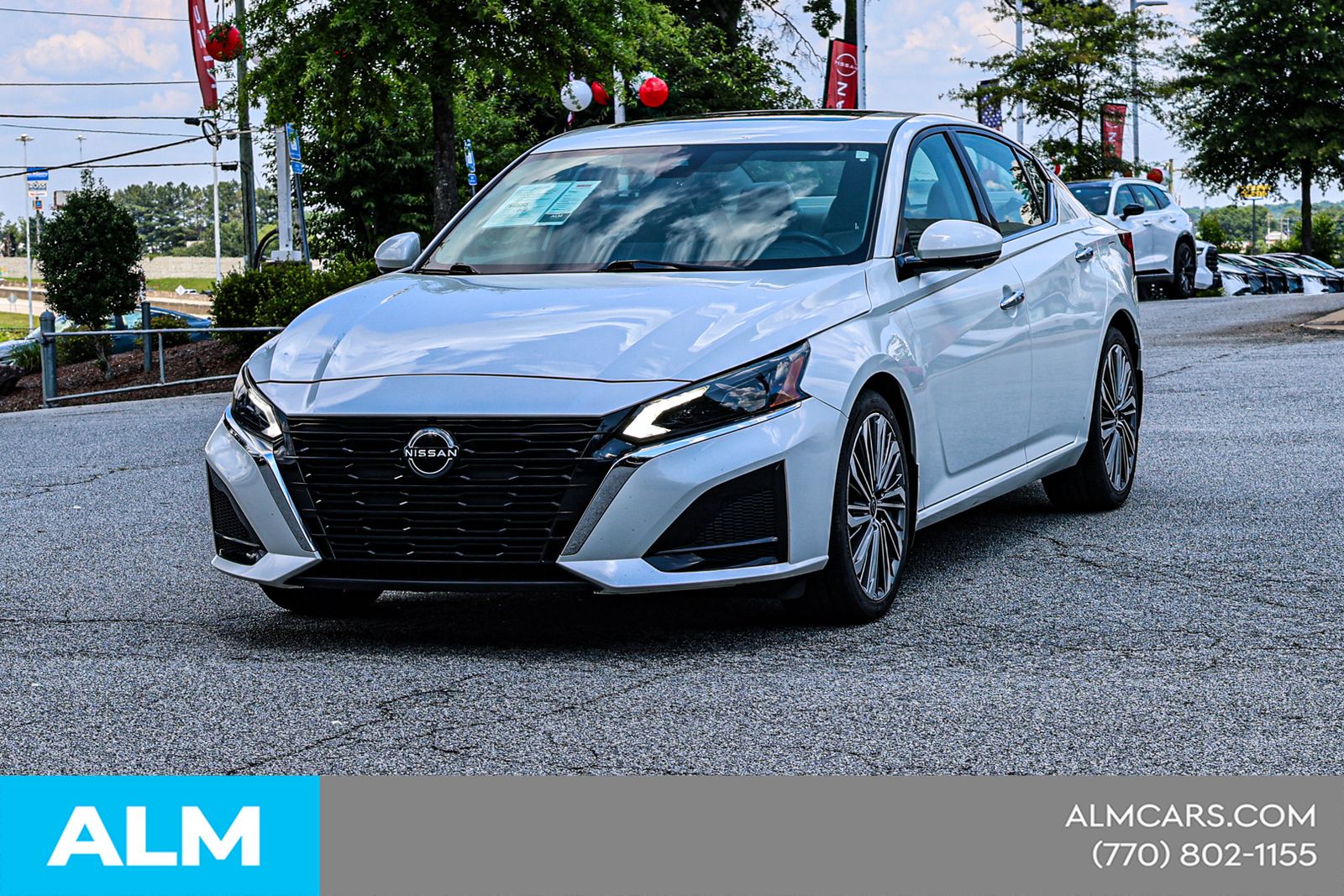 Used 2023 White Nissan 2.5 SL image 4