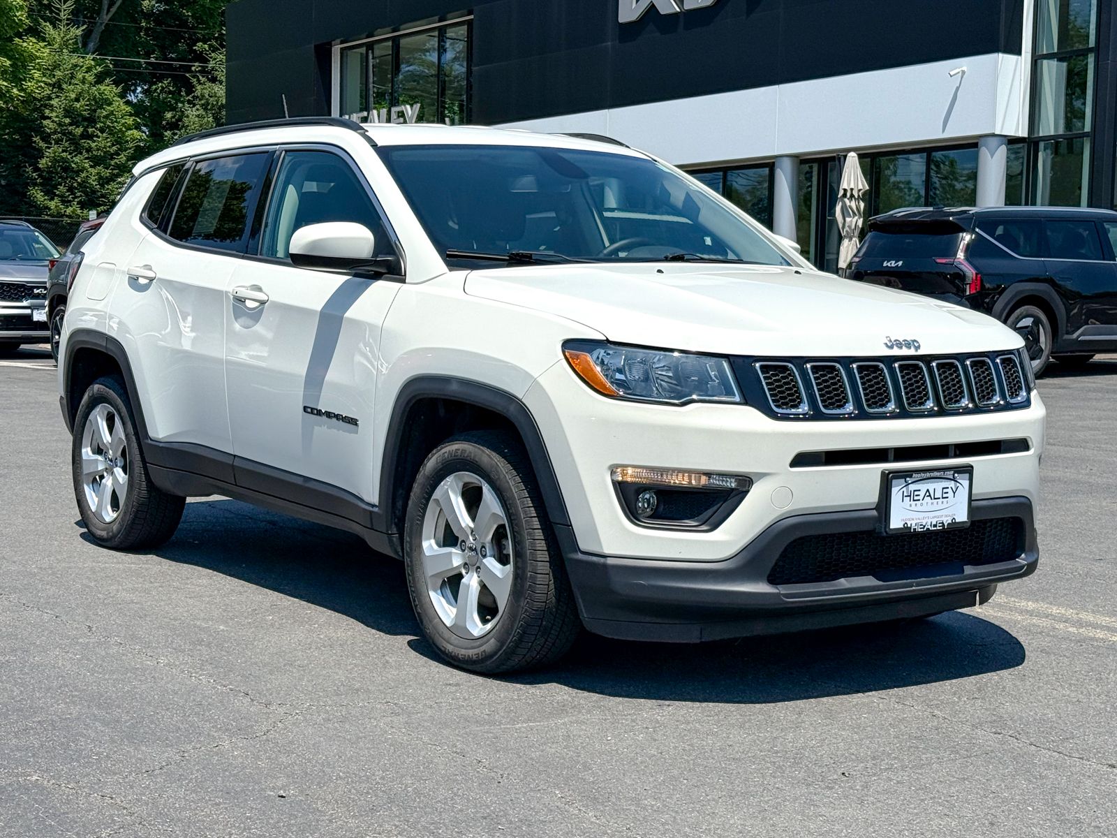White Clearcoat 2020 Jeep Compass SUV / Crossover Four-Wheel Drive 9-Speed Automatic