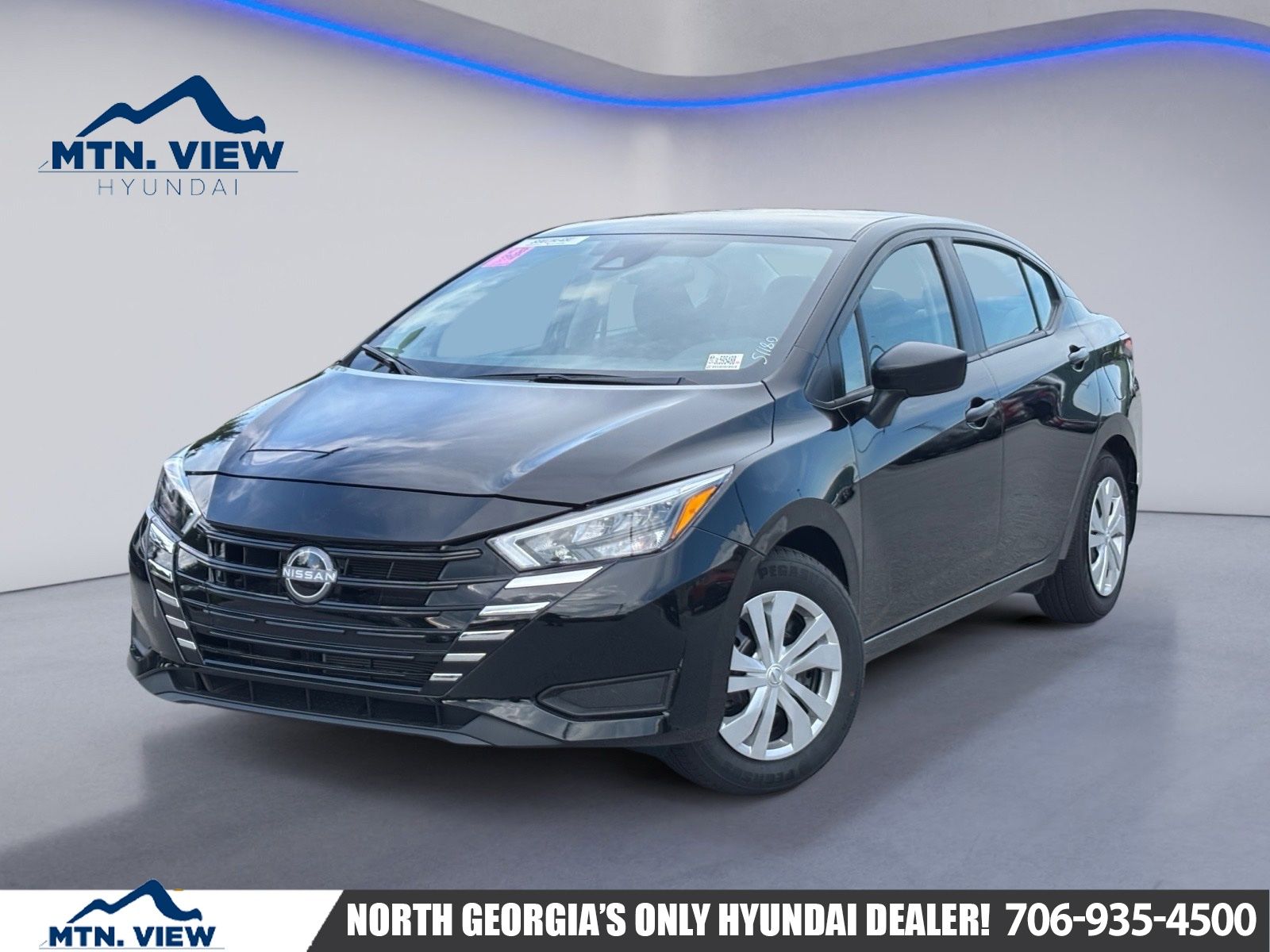 Super Black 2025 Nissan Versa Sedan Front-Wheel Drive Continuously Variable Transmission