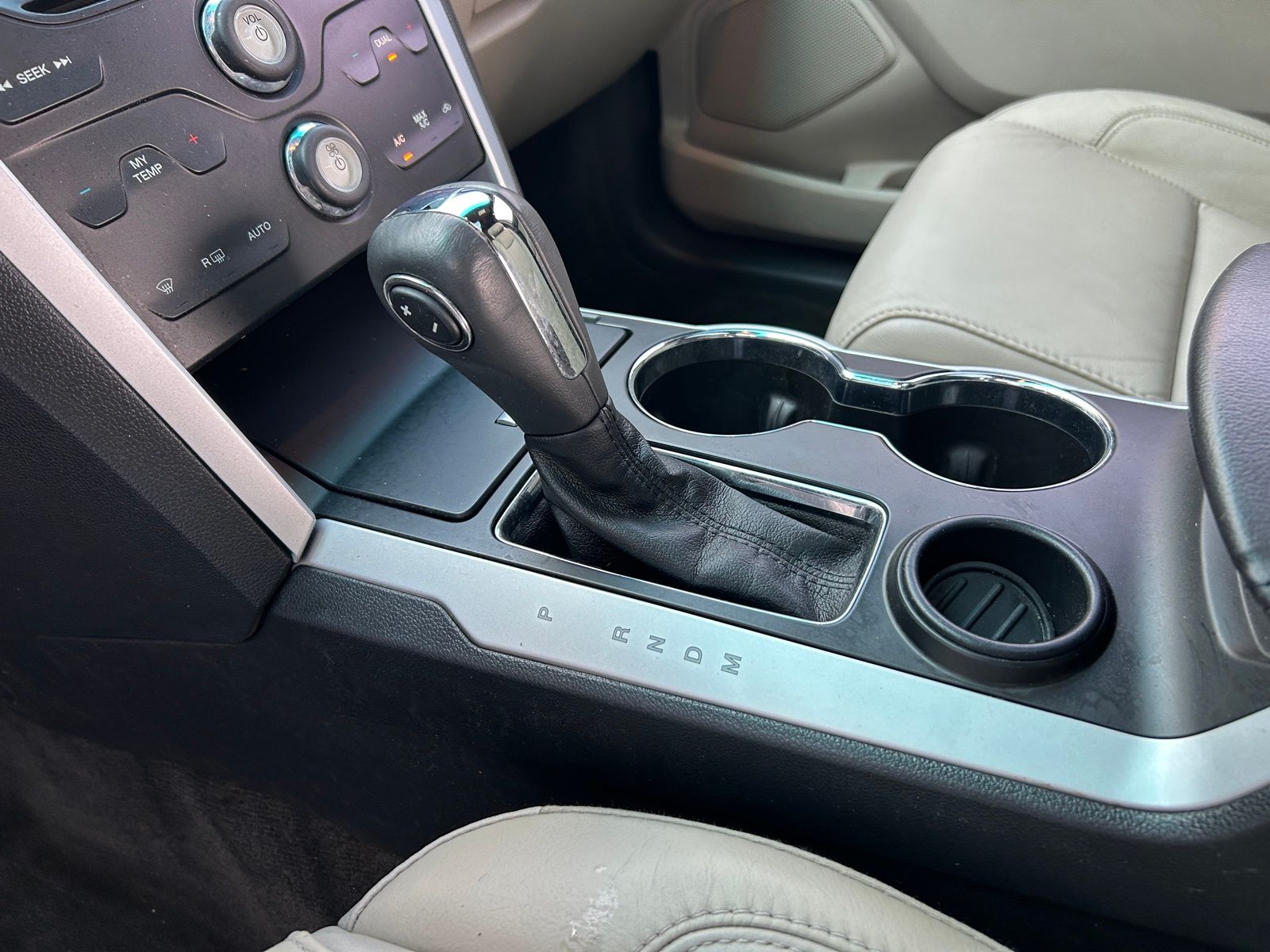 Used Car 2015 Ford Explorer  Xlt For Sale Under $15,000 In Austin, Texas