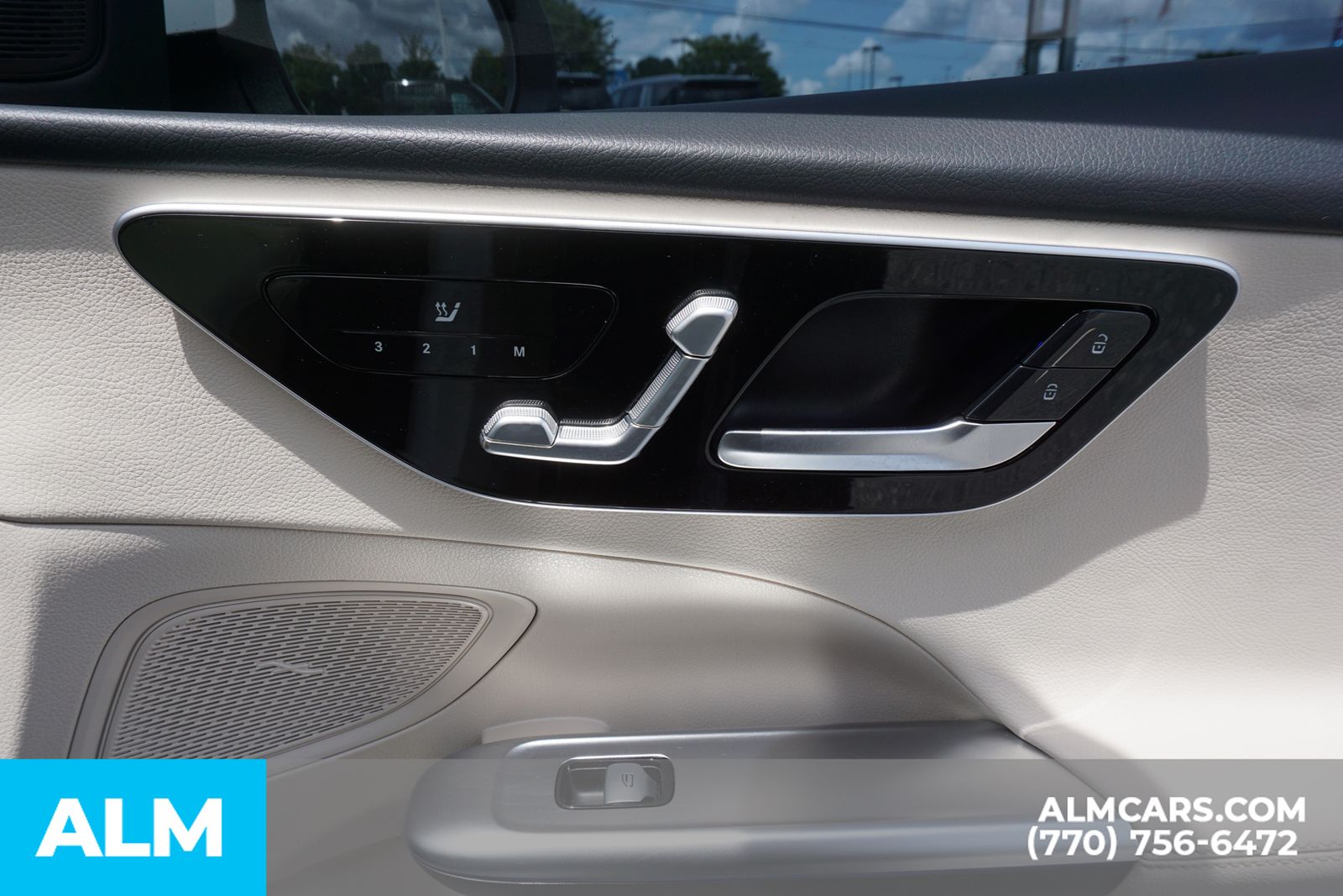 Used 2023  Mercedes-Benz C 300 image 49