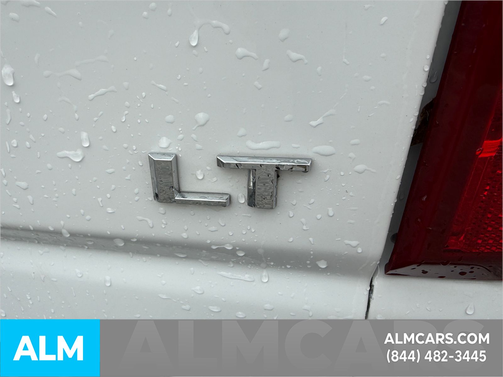 Used 2022 White Chevrolet LT image 8