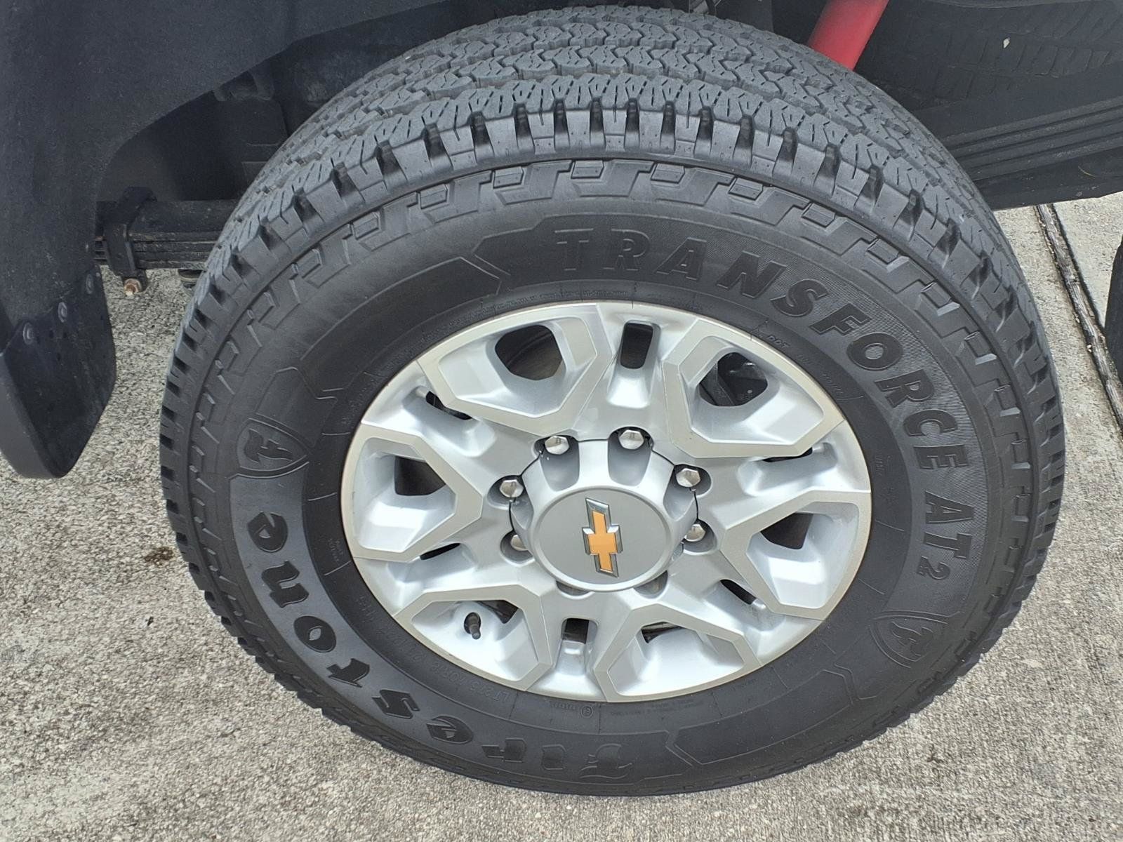 2024 Chevrolet Silverado 2500HD LT - 9