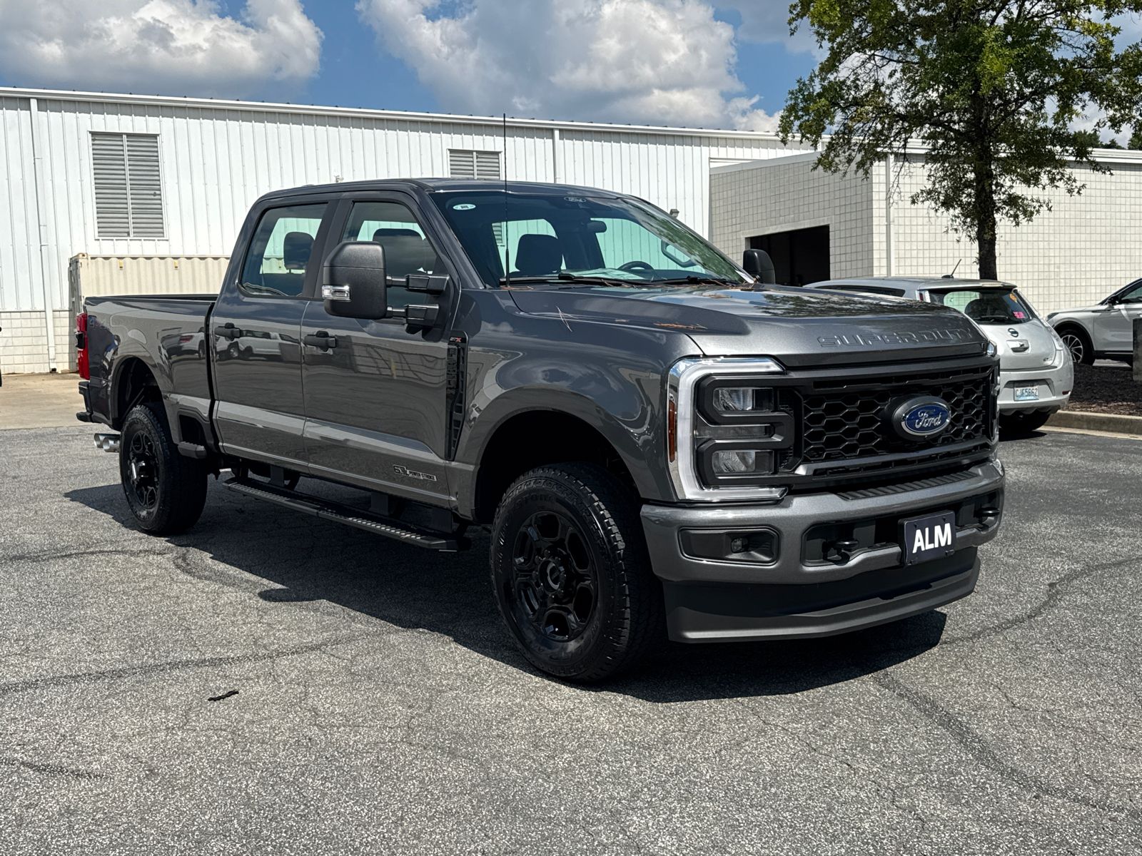 2025 Ford F-250 XL photo 3