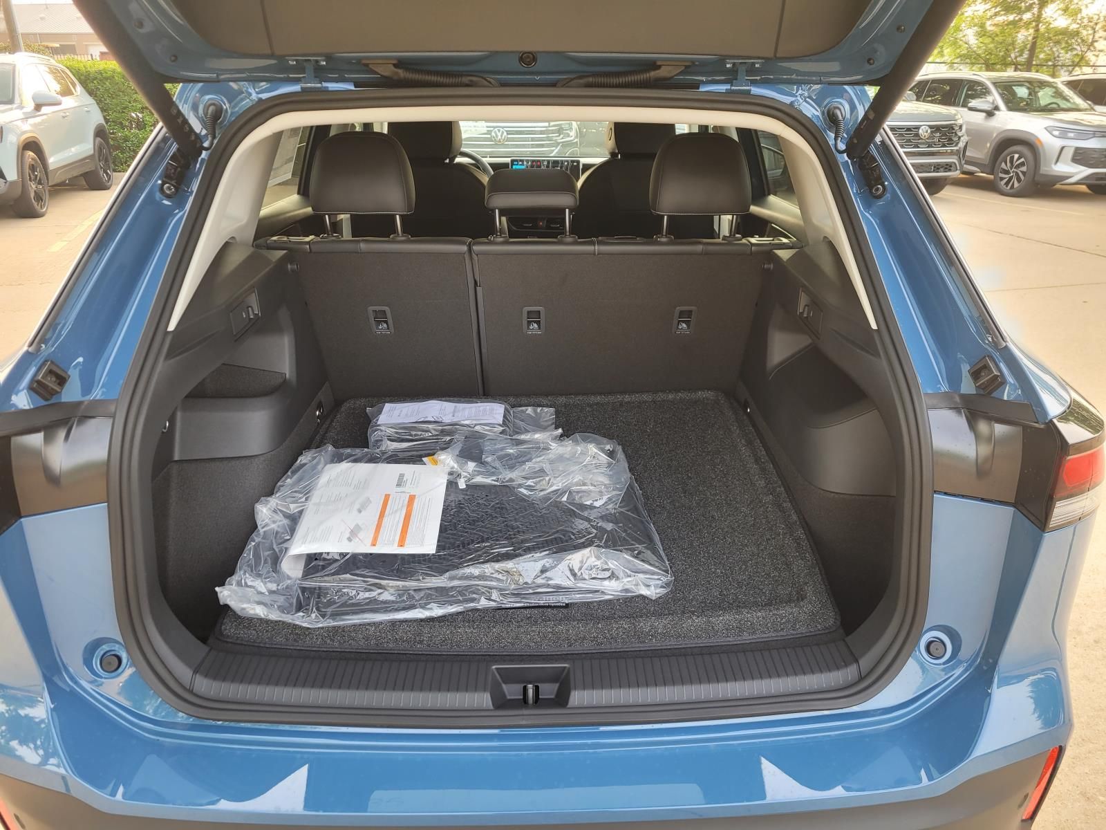 new 2026 Volkswagen Tiguan car, priced at $34,507