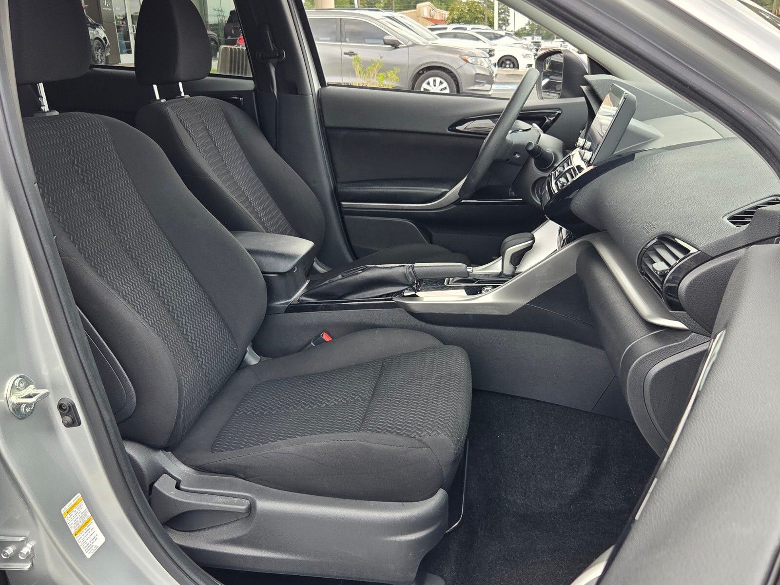 Used 2024 Silver Mitsubishi LE image 15