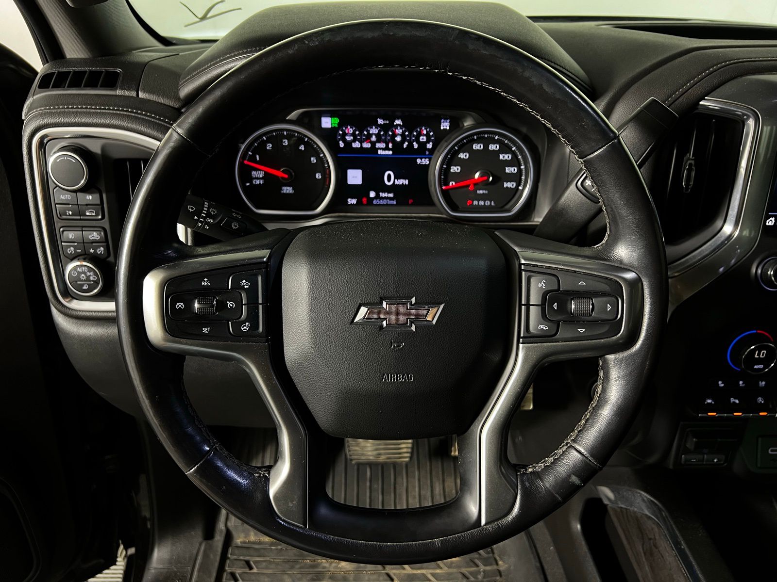 Thumbnail: 2019 Chevrolet Silverado 1500 - 9
