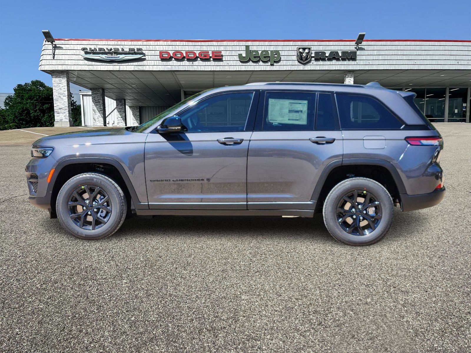 2024 Jeep Grand Cherokee Altitude X 3