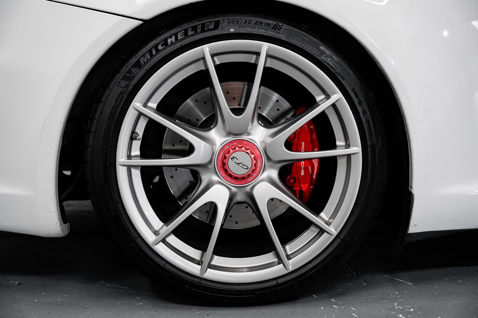 2010 Porsche 911 GT3 — photo 47