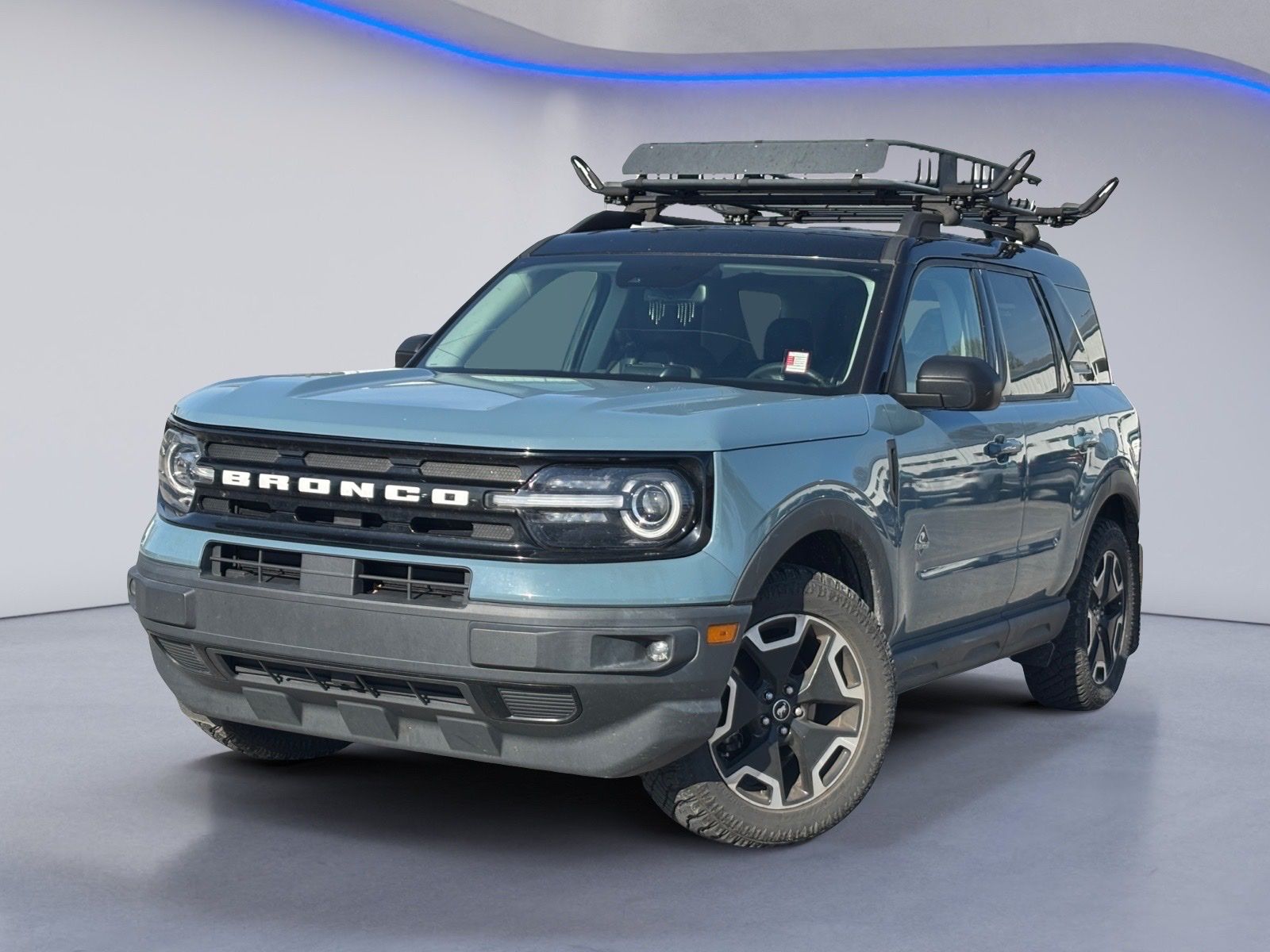 View vehicle photo 2