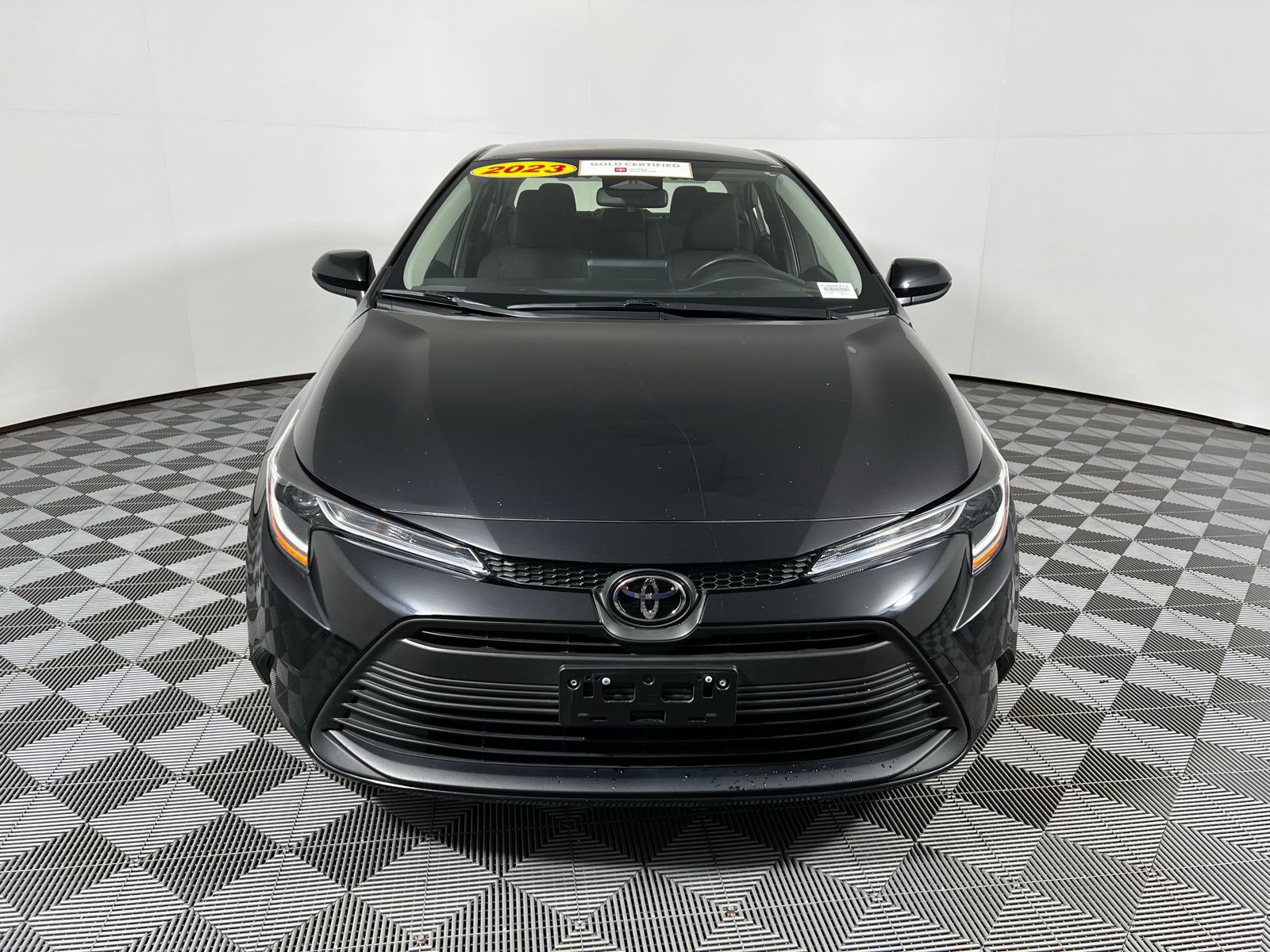 Thumbnail: 2023 Toyota Corolla - 2