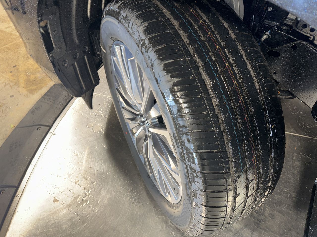 2025 Infiniti QX80 Sensory photo 12