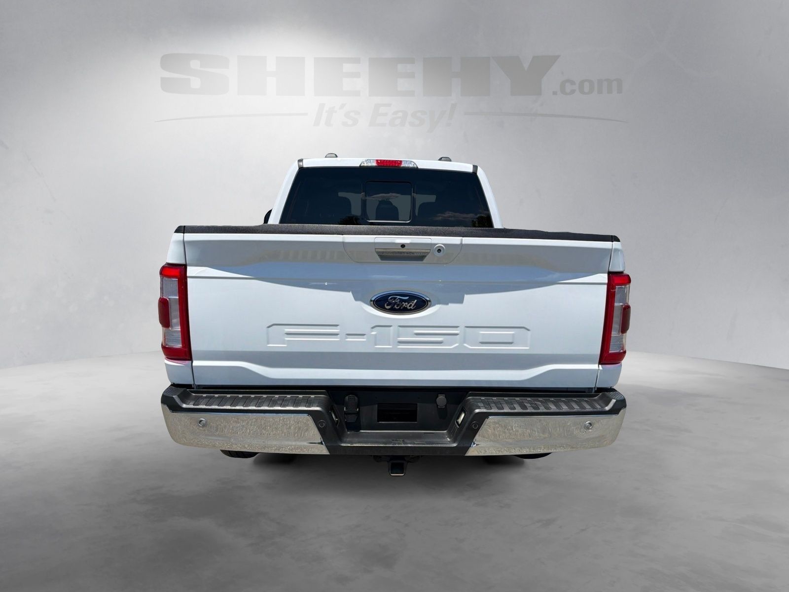 Certified Used 2023 Oxford White Ford Lariat image 13