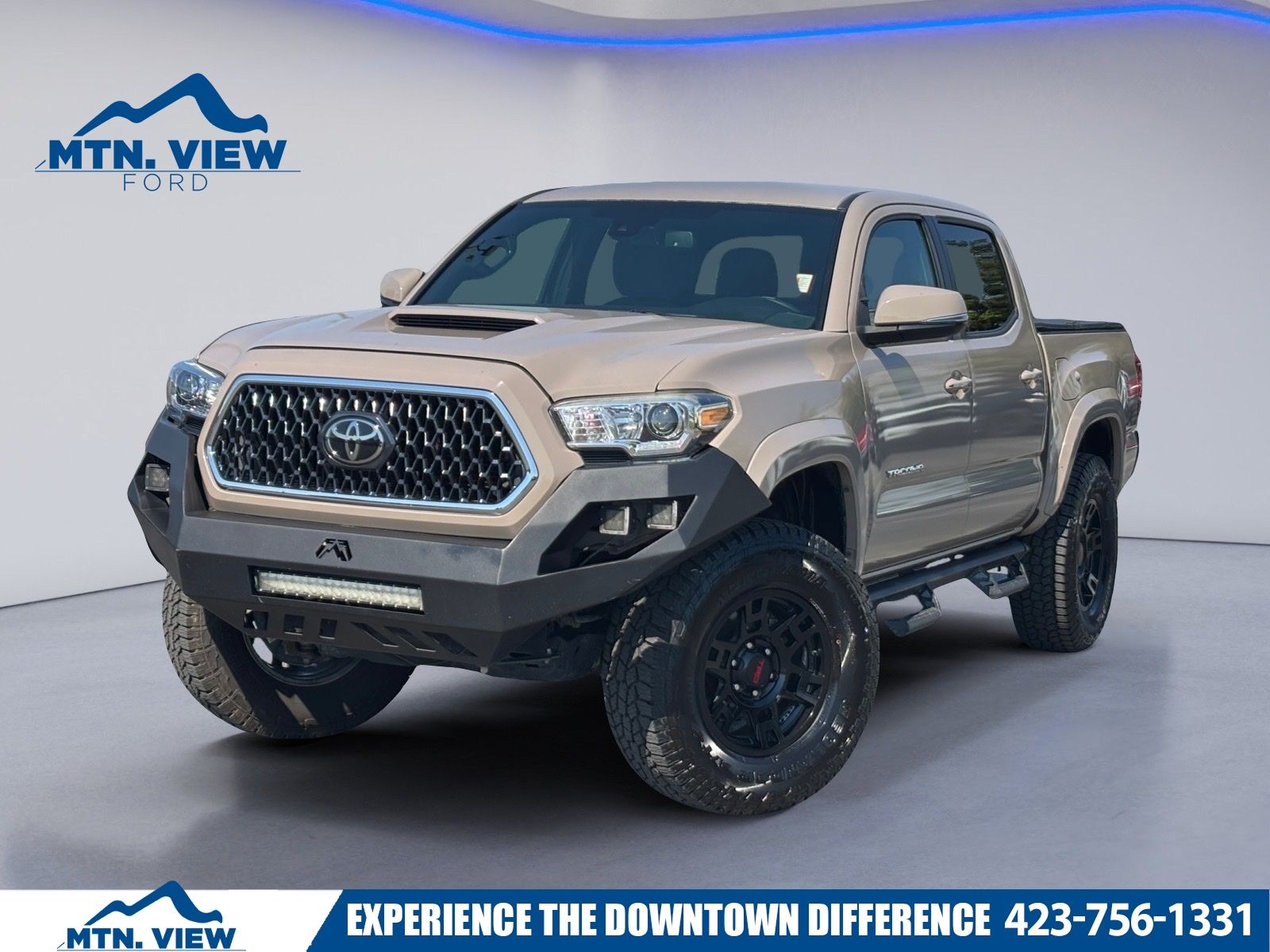 Magnetic Gray Metallic 2018 Toyota Tacoma TRD Sport Double Cab 4WD Pickup Truck Four-Wheel Drive 6-Speed Automatic