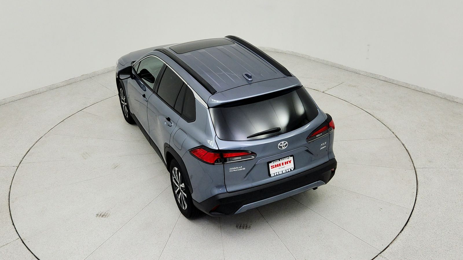 Used 2023  Toyota XLE image 18