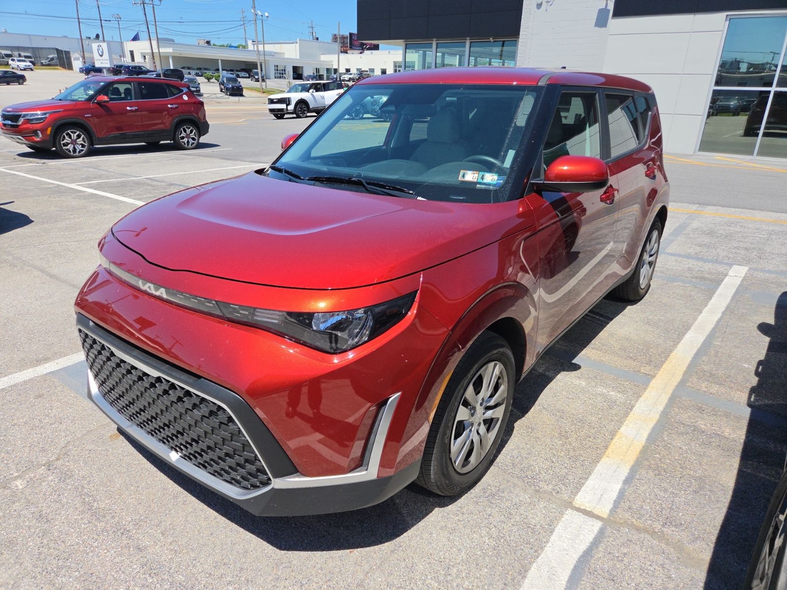 2025 Kia Soul 2.0L LX IVT's photo