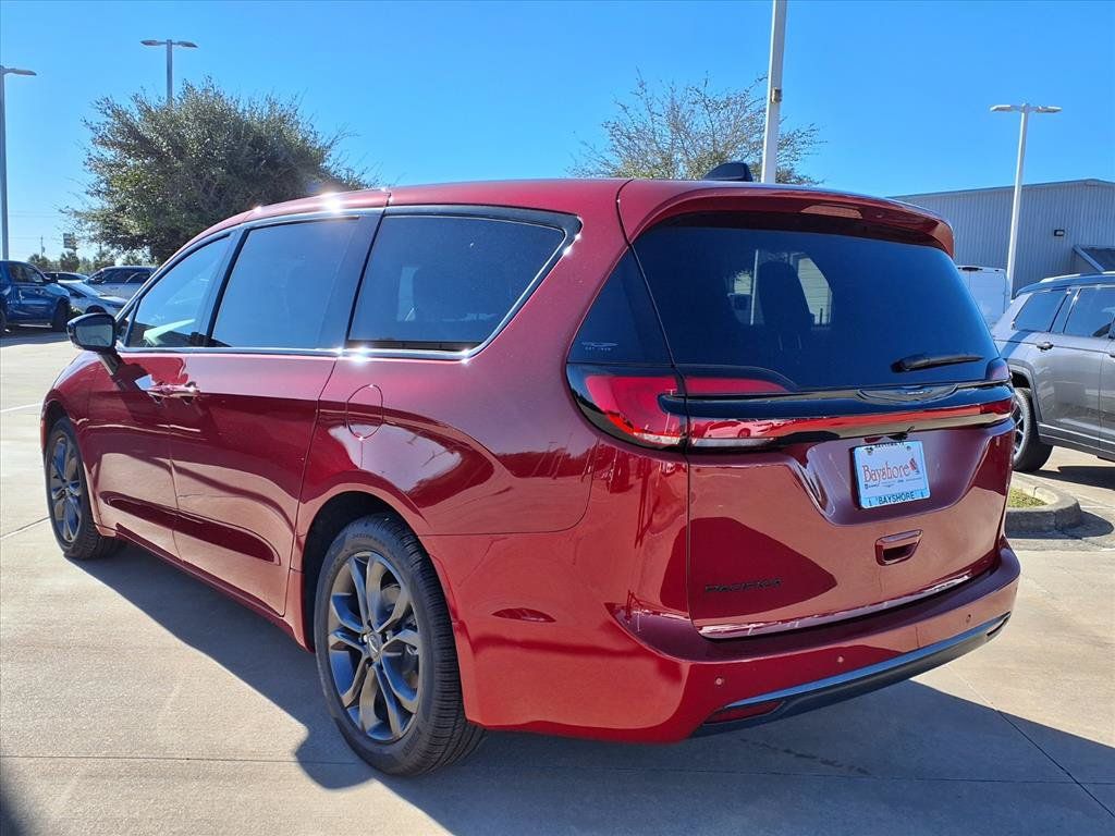 2026 Chrysler Pacifica Select - 3