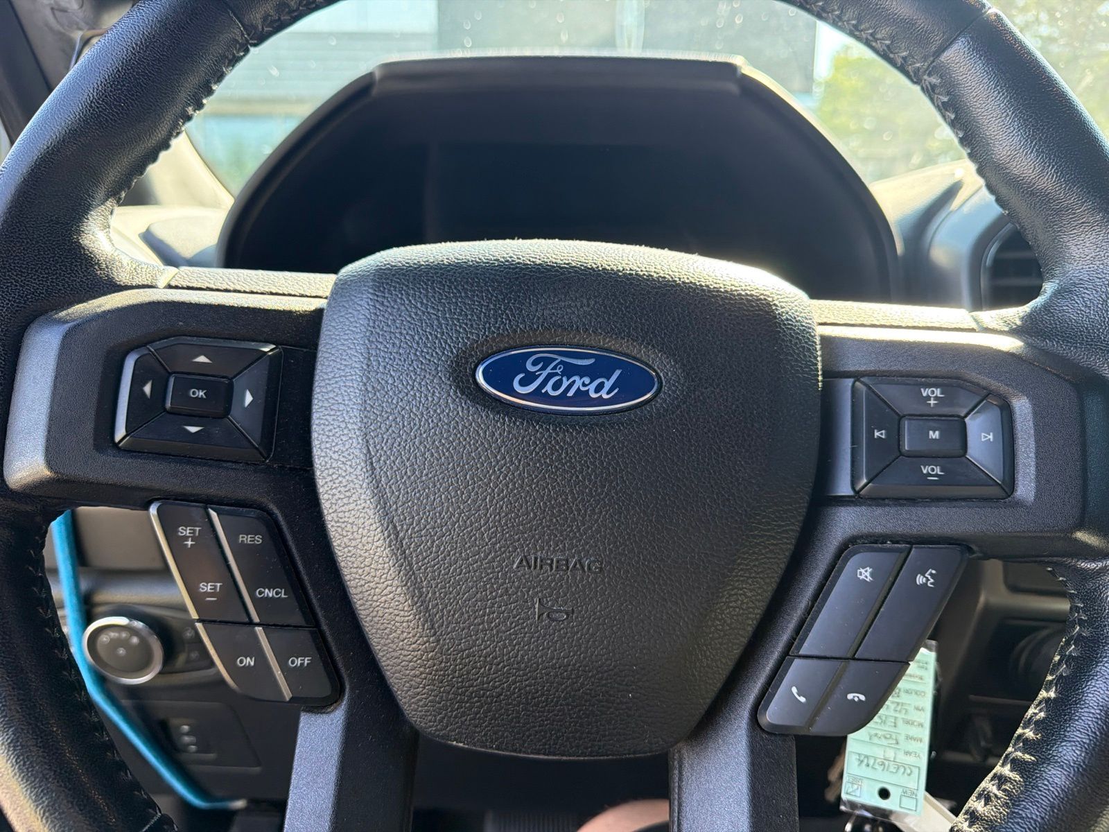Used 2017 Shadow Black Ford XLT image 16