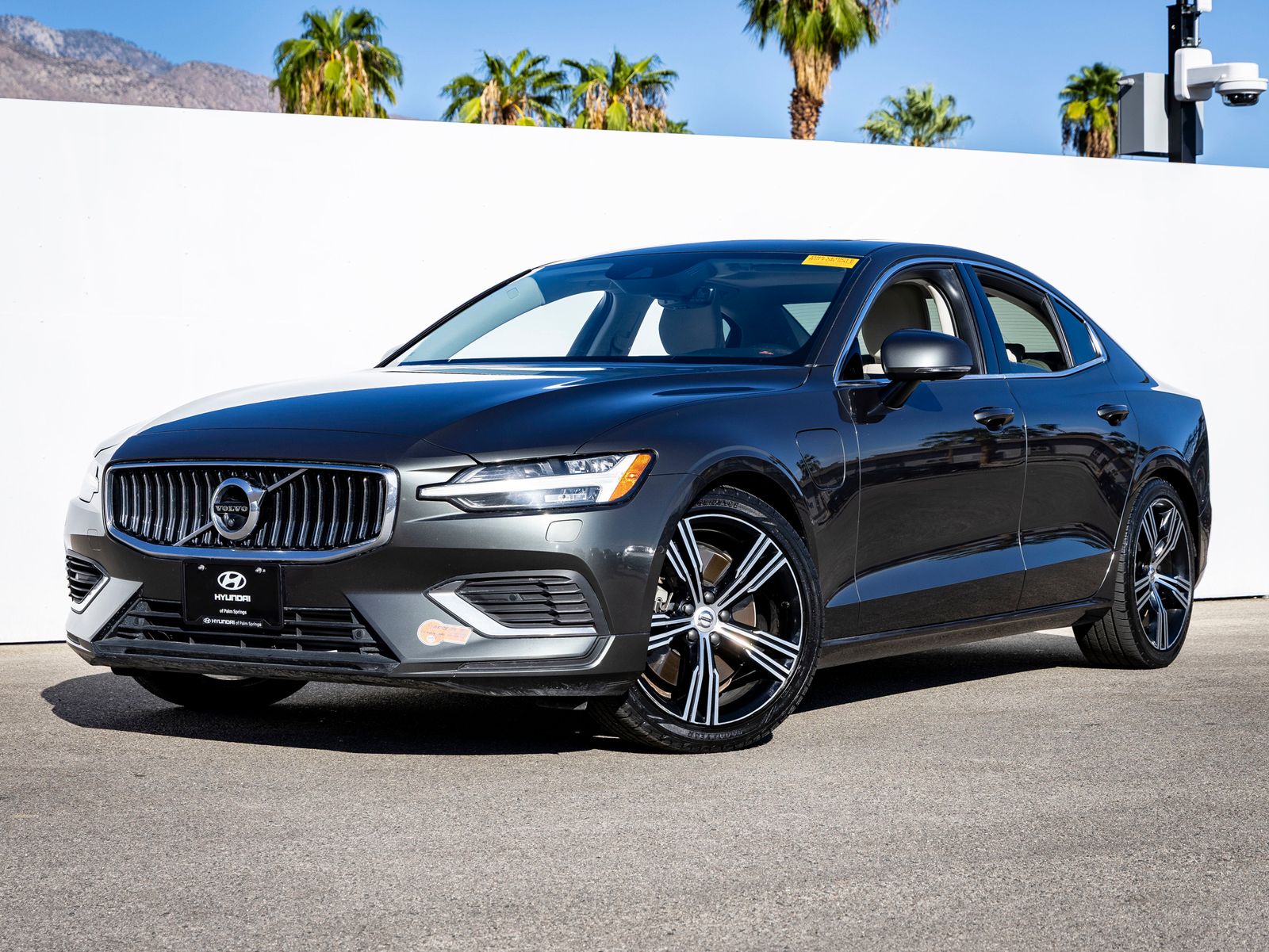  2019 Volvo S60 Hybrid Plug-in T8 Inscription eAWD   