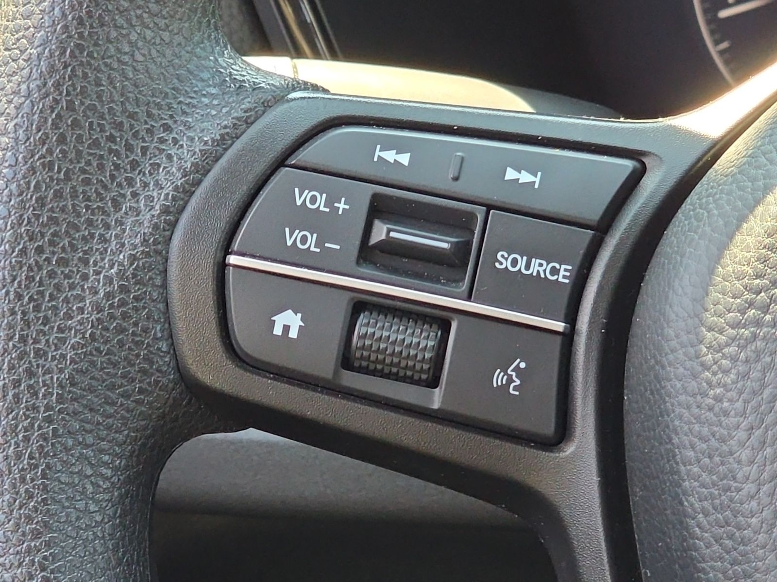Used 2023  Honda EX image 34