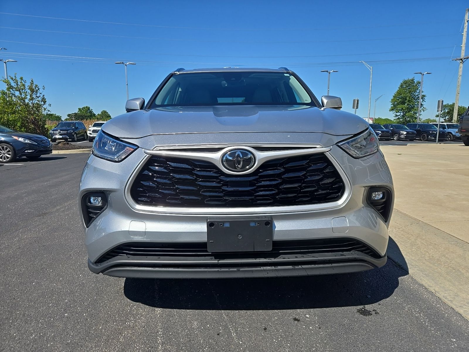 used 2020 Toyota Highlander car, priced at $29,705