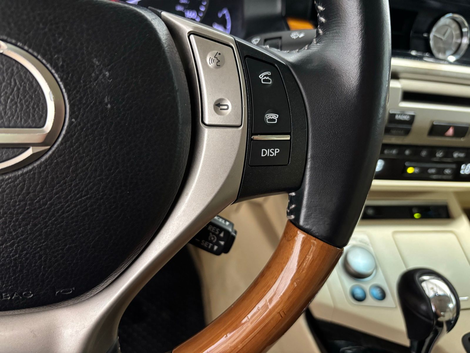 Used Car 2013 Lexus Es  300h For Sale Under $15,000 In Austin, Texas