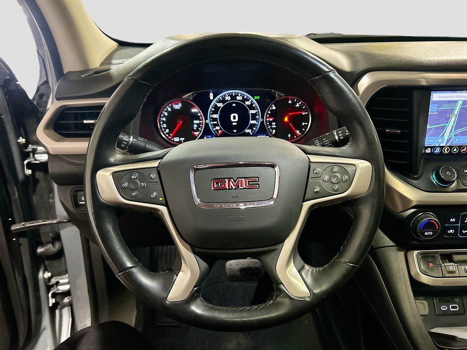 Used 2023 Silver GMC Denali image 11