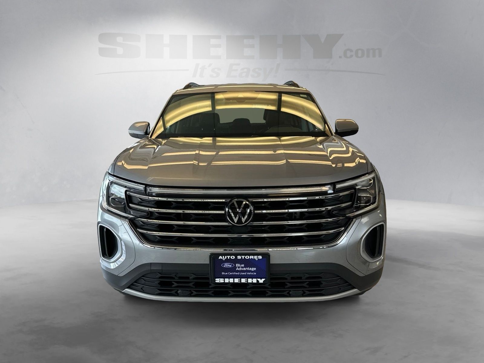 Used 2024 Silver Volkswagen 2.0T SE image 16