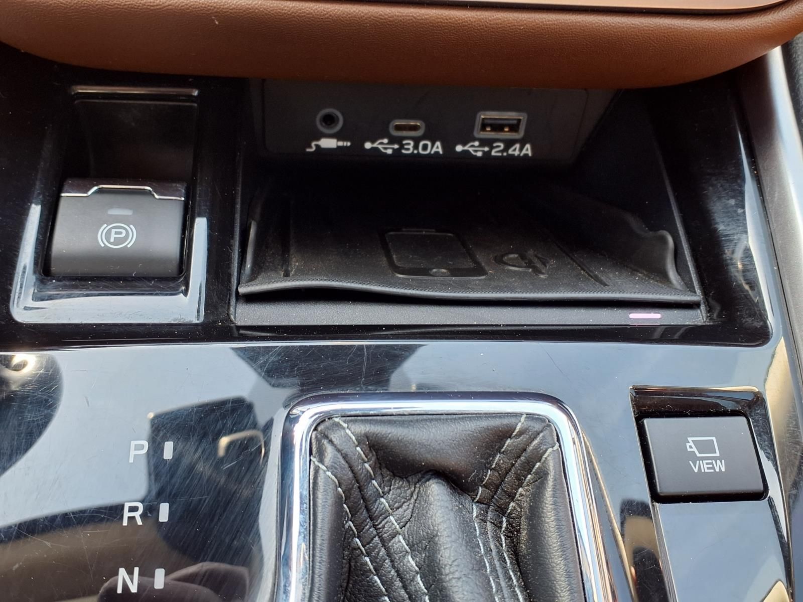 2024 Subaru Outback Touring Black at Toyota of Victoria