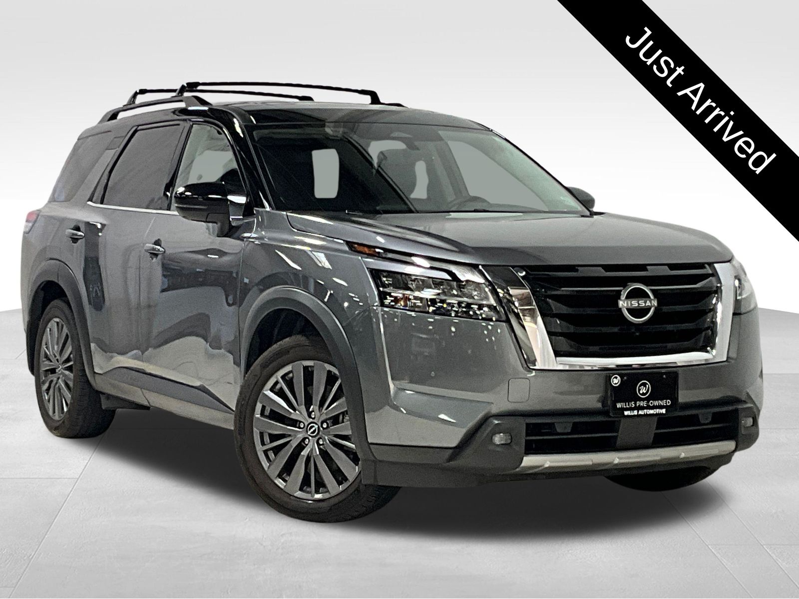Gun Metallic/Super Black 2022 Nissan Pathfinder SUV / Crossover All-Wheel Drive 9-Speed Automatic