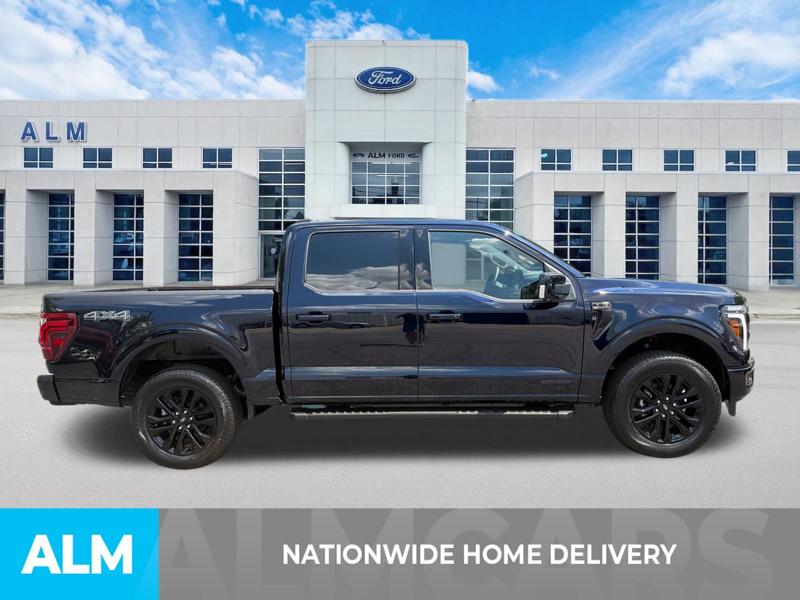 Used 2026 Blue Ford Lariat image 4
