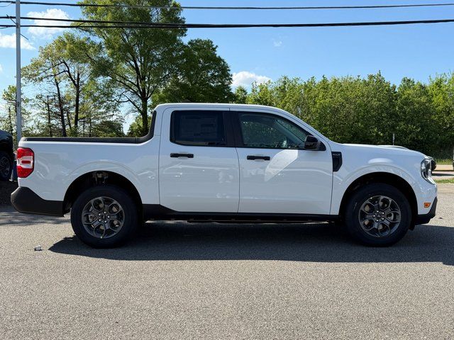 New 2026 Oxford White Ford XLT image 2