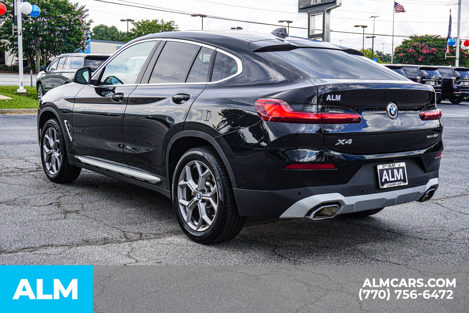 Used 2025 Black BMW xDrive30i image 8
