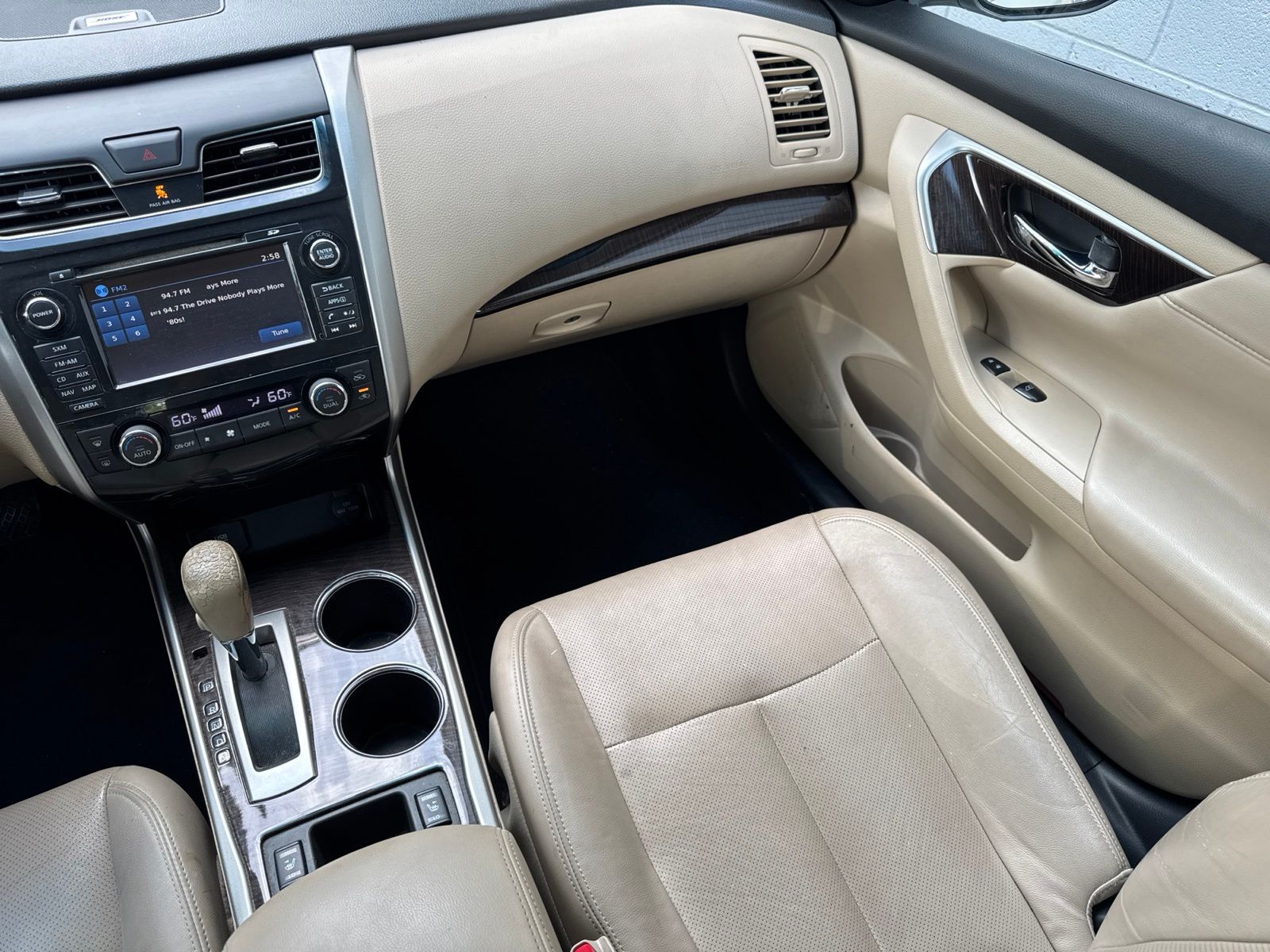 Used 2015 Pearl White Nissan 2.5 SL image 20