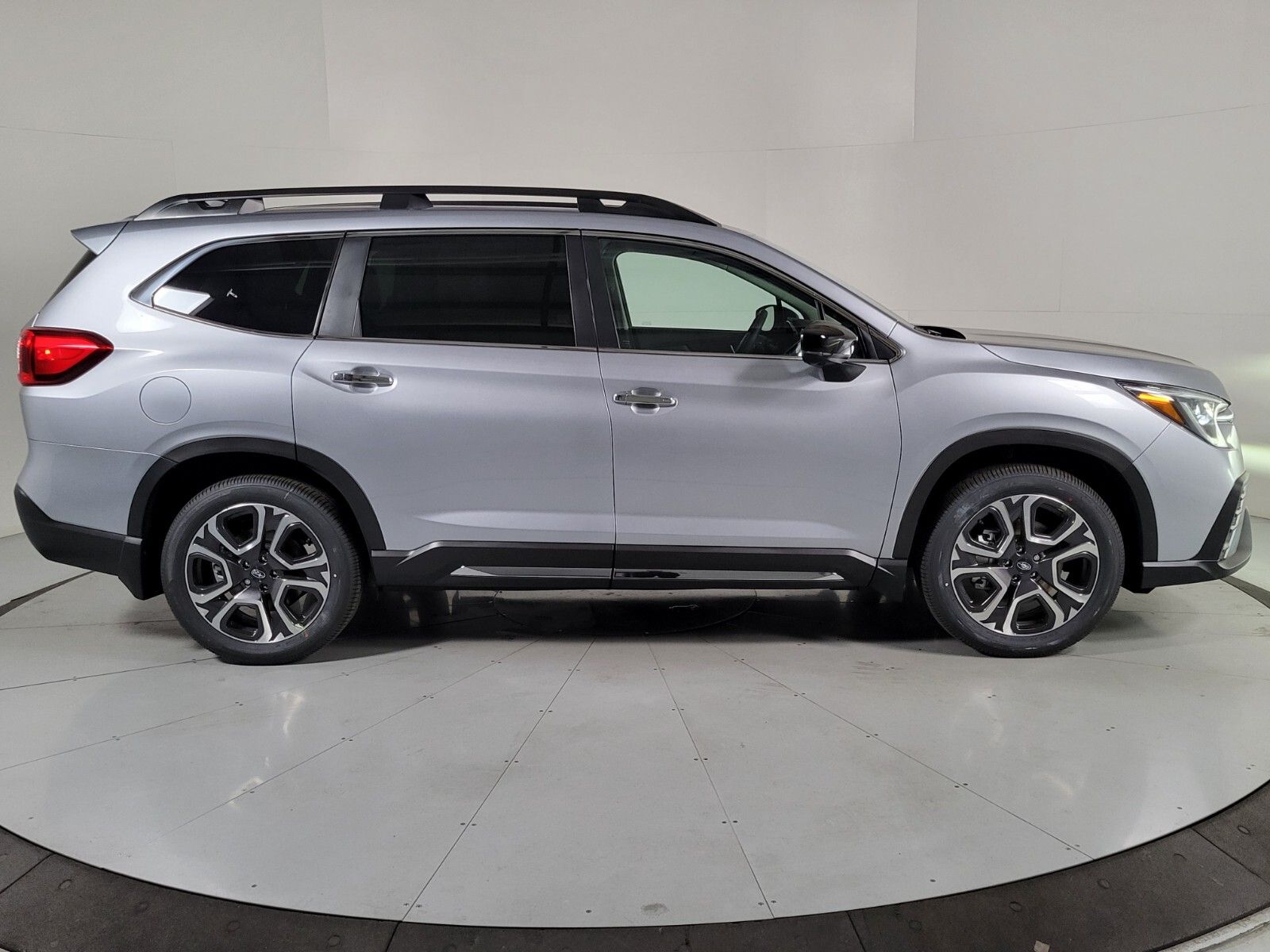 2025 Subaru Ascent Touring 3