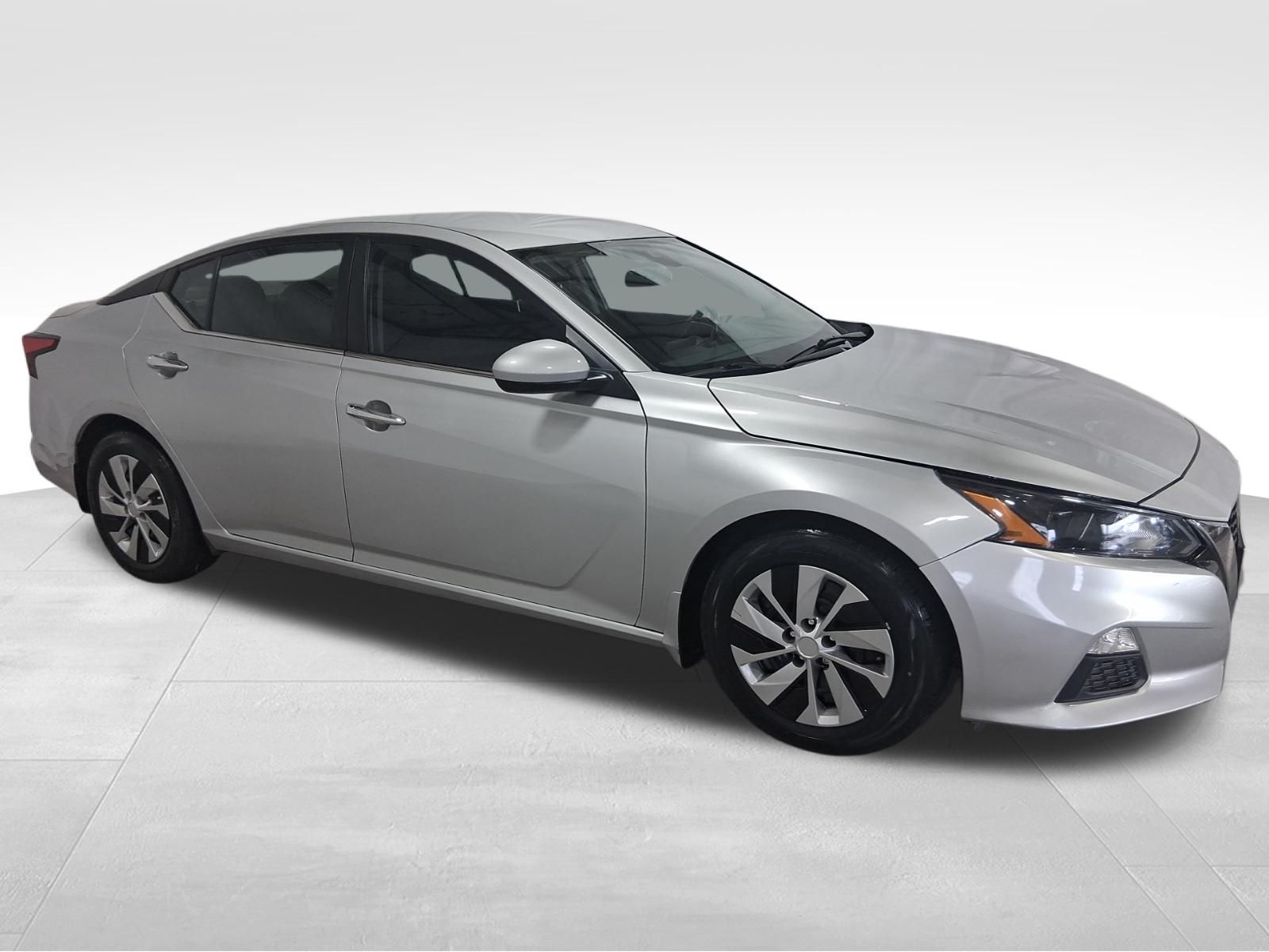 Used Car 2022 Nissan Altima  2.5 S For Sale Under $20,000 In Austin, Texas