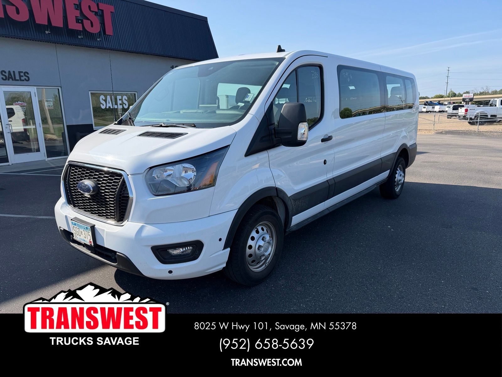 2025 Ford Transit Passenger 350 XLT Low Roof LB AWD