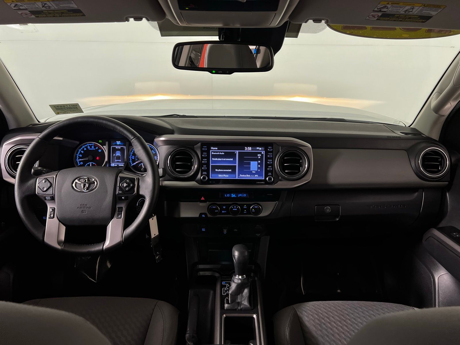 Thumbnail: 2022 Toyota Tacoma - 22