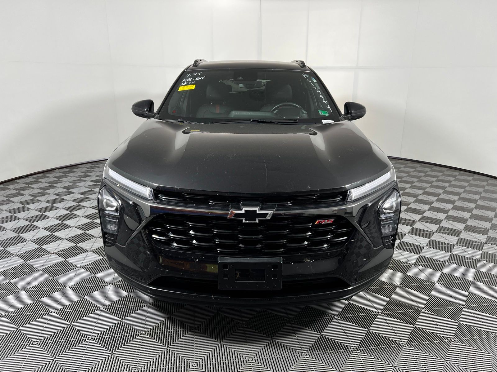 Thumbnail: 2024 Chevrolet Trax - 2